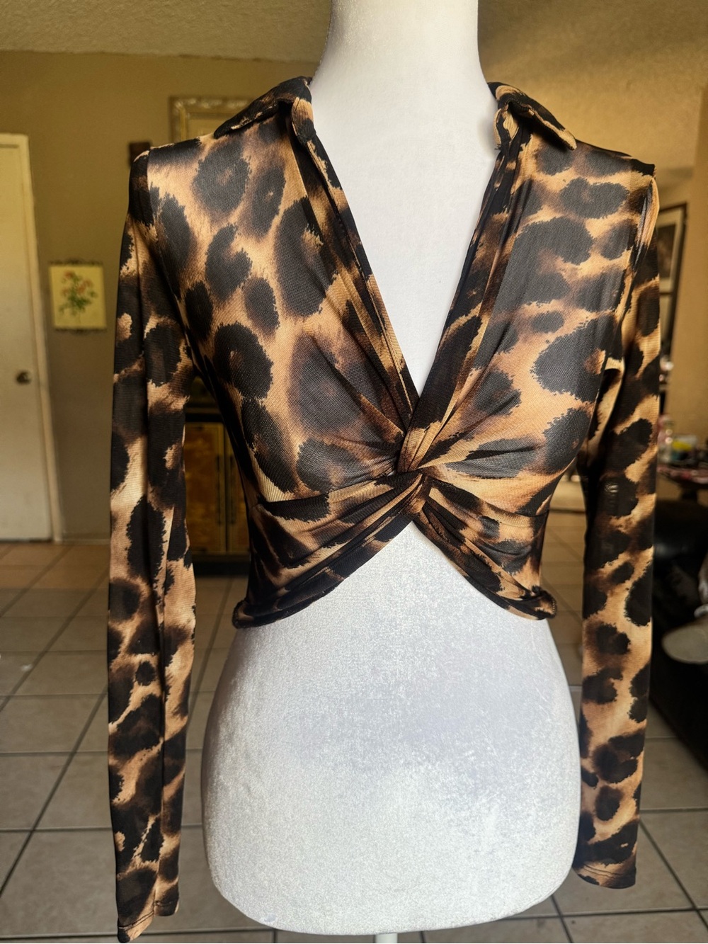 Fashion Nova Leopard Twist-Front Long Sleeve Crop Top - Brown/Black